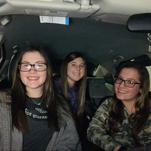 Meet your Posher, Annalin